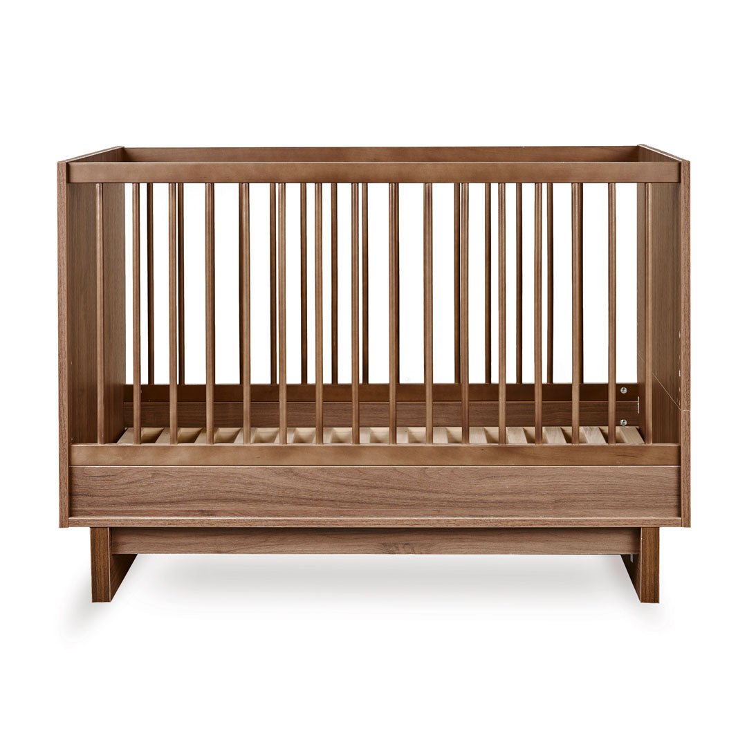 Babybett Kyo - Walnut 120x70cm - little something