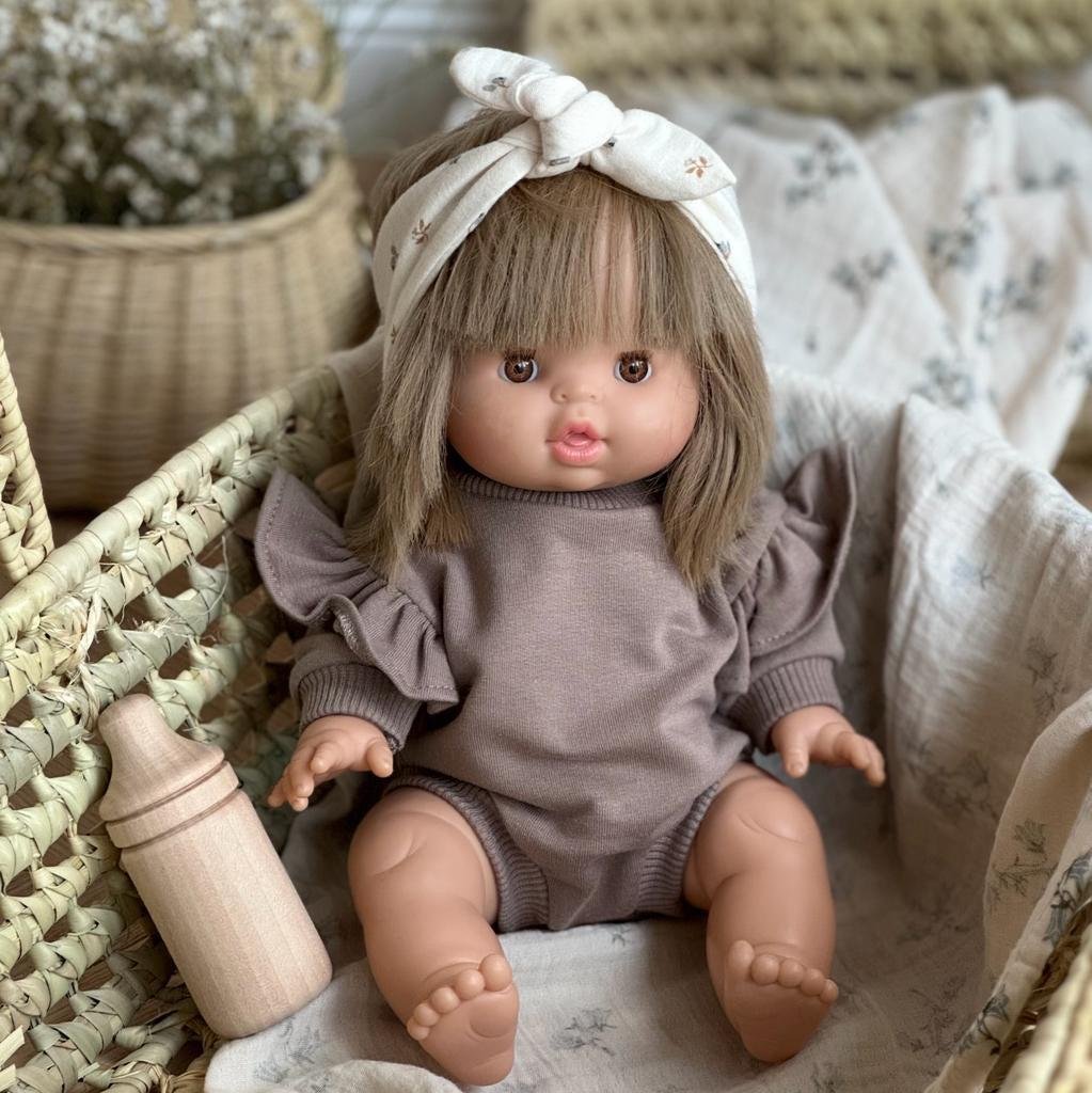 Puppe "Zoe" 34cm mit blonden Haaren und braunen Augen - little something