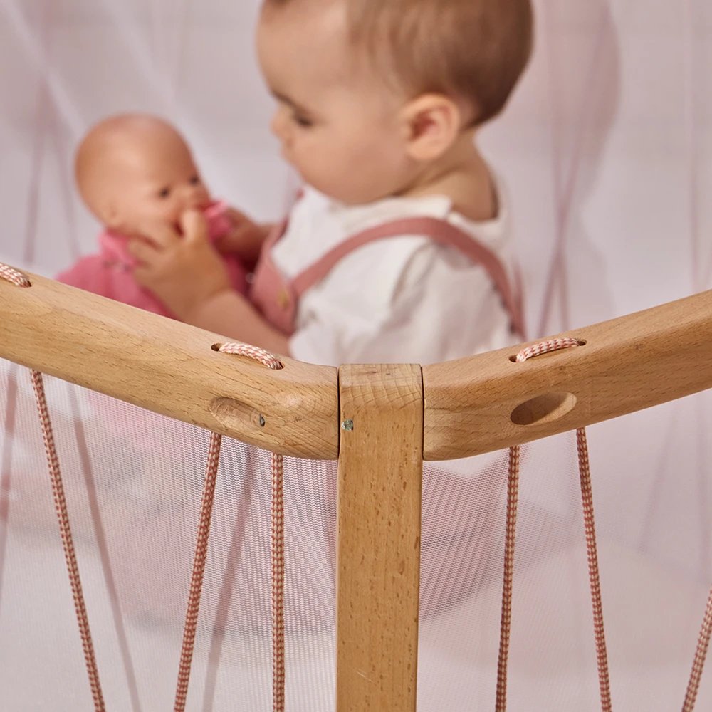 Babybett "KIMI" Rosenholz (umbaubar in ein offenes Babybett) - little something