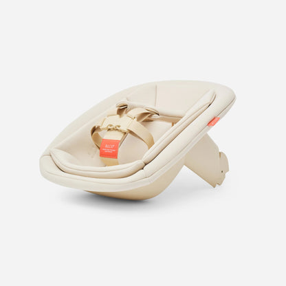 KLAPP Faltbarer Hochstuhl - Eiche natur - Newborn Bundle (inkl Neugeborenenaufsatz &amp; Füße) - desert sand - little something