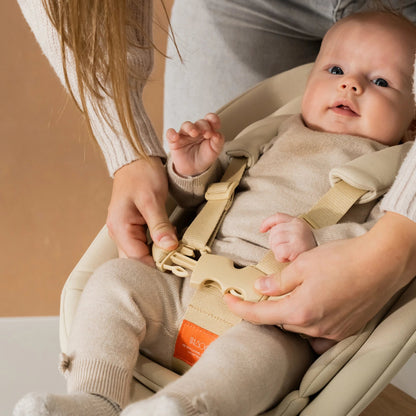 KLAPP Faltbarer Hochstuhl - recycelt mineral green - Newborn Bundle (inkl Neugeborenenaufsatz &amp; Füße) - little something