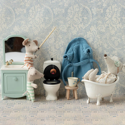 Toilette, Maus - little something