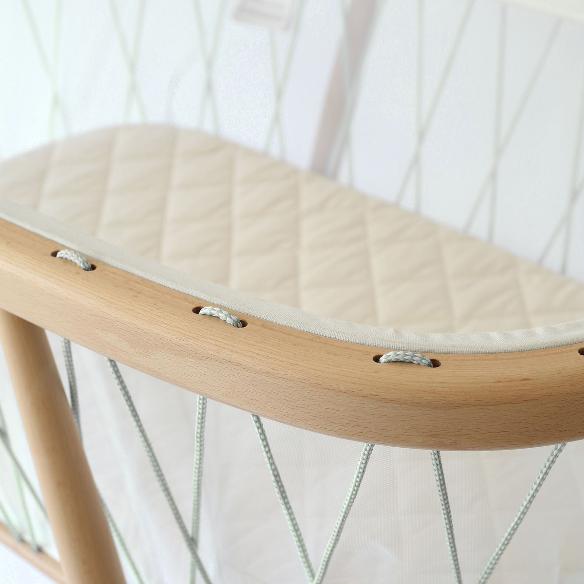 Wiege "KUMI" Lichen (mint) - little something