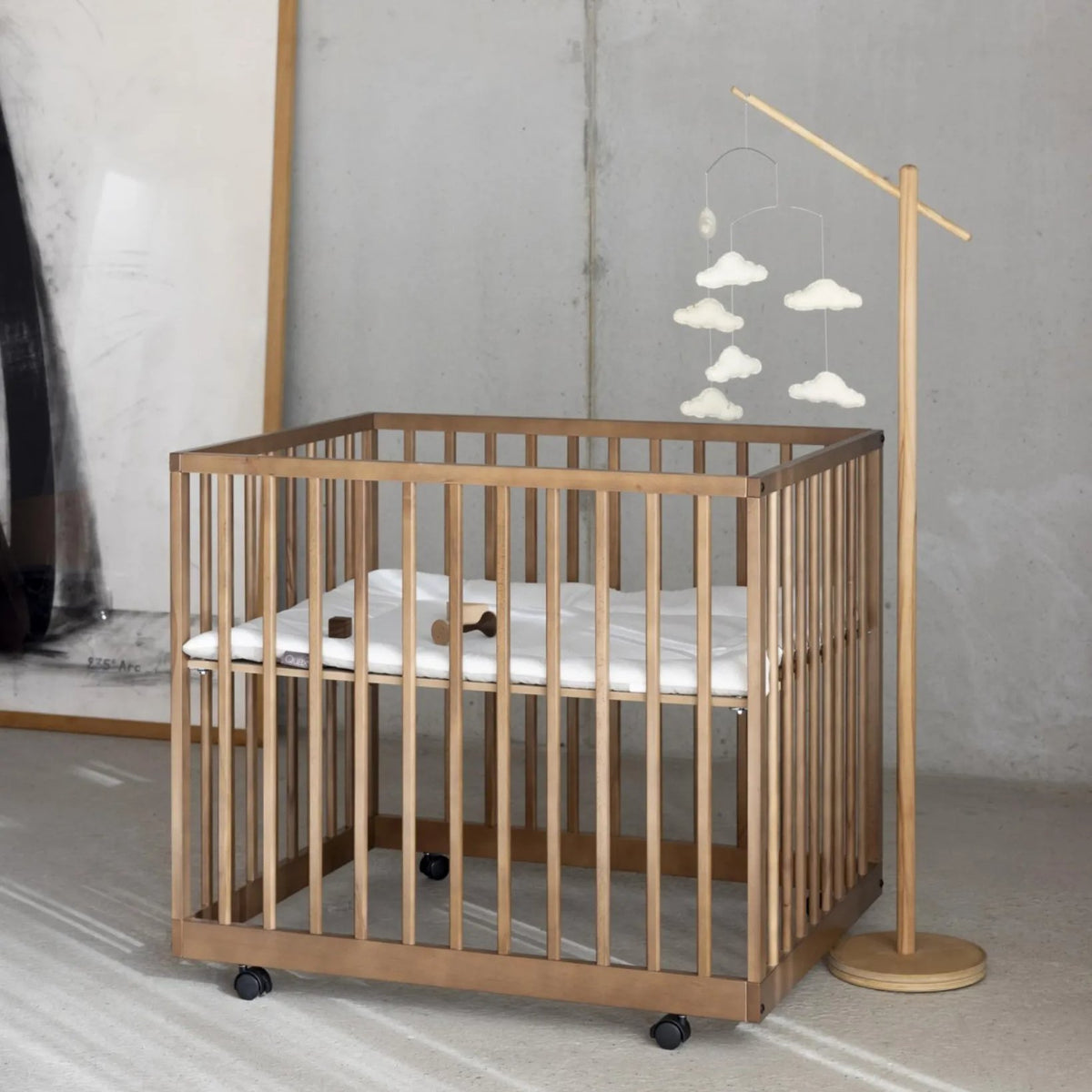 Mobile-Halter zum Aufstellen aus Holz - little something