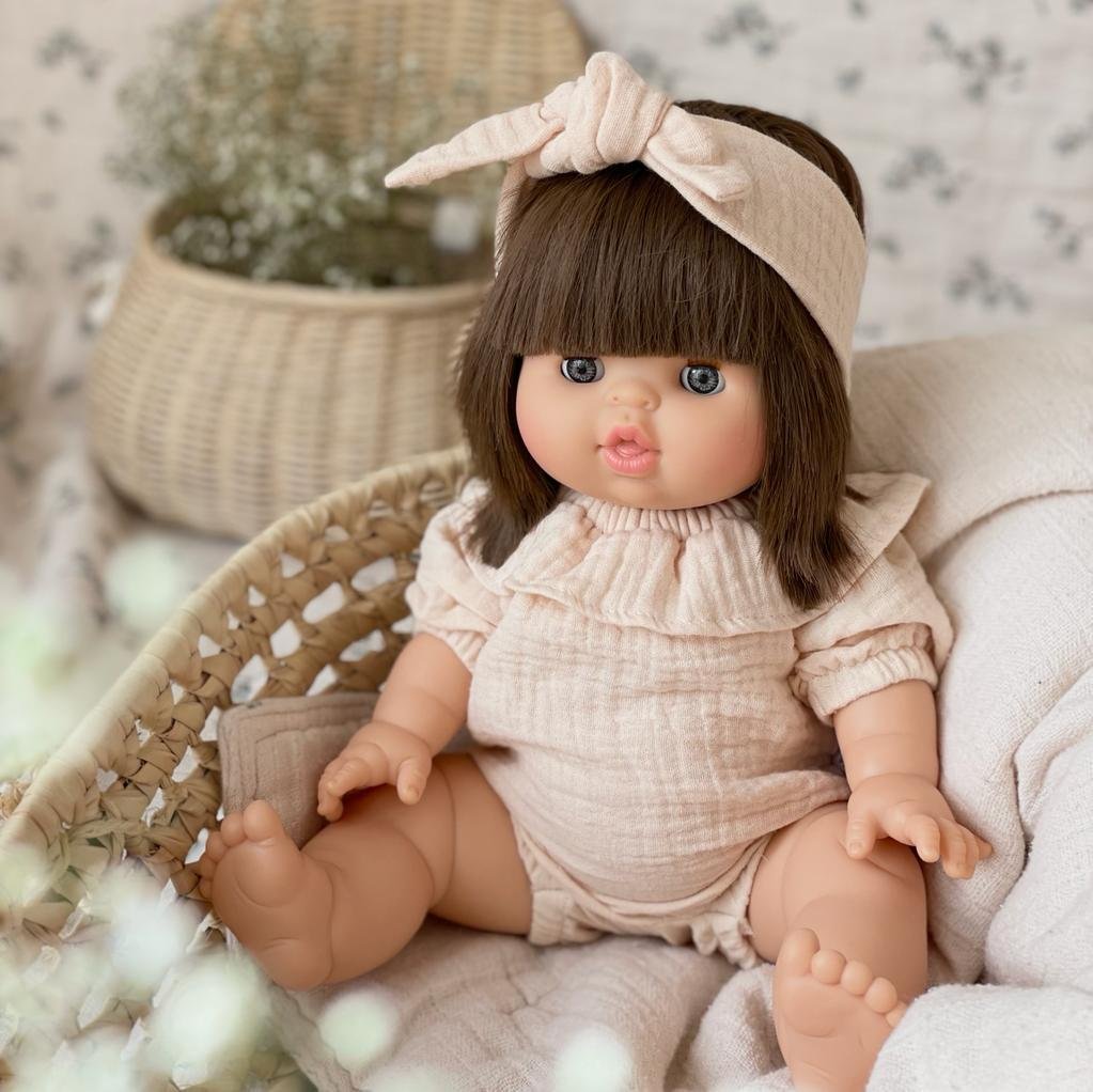 Puppe "Chloe" 34cm mit braunen Haaren und blauen Augen - little something