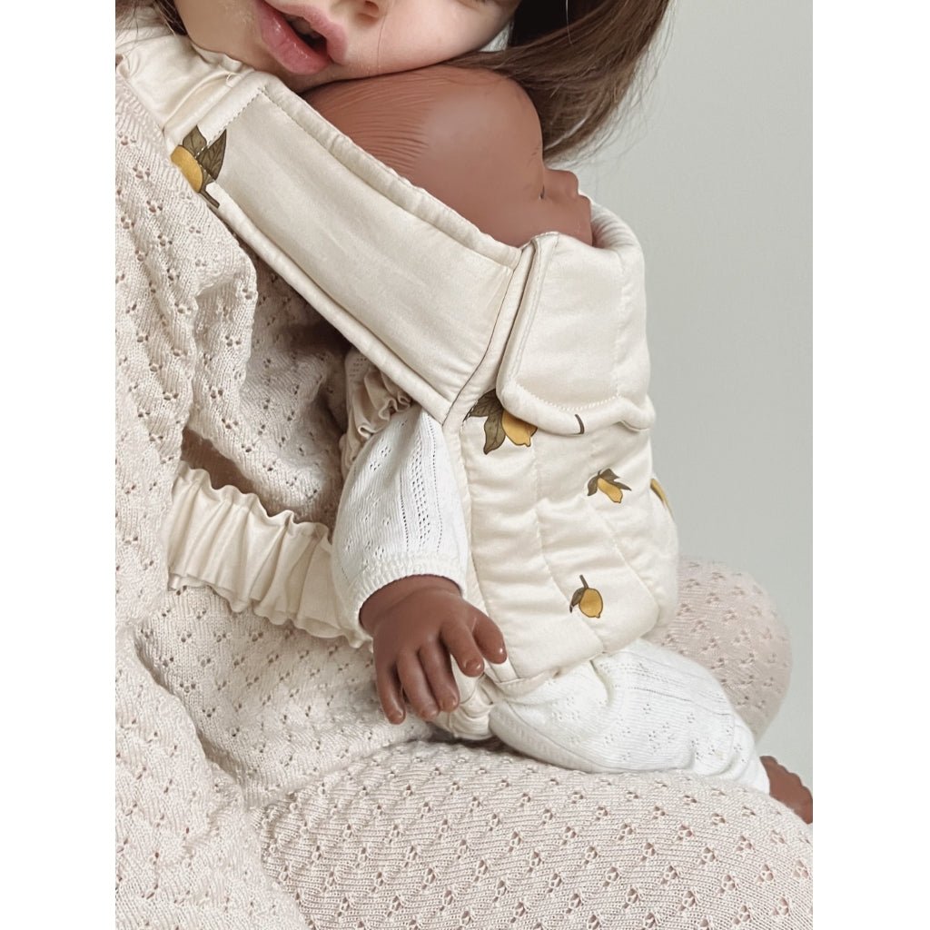 Puppentrage "Doll Carrier" mit elastischen Bändern - little something